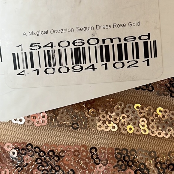 O. Vianca long sleeve sequined back cut out mini dress size M - Picture 6 of 12